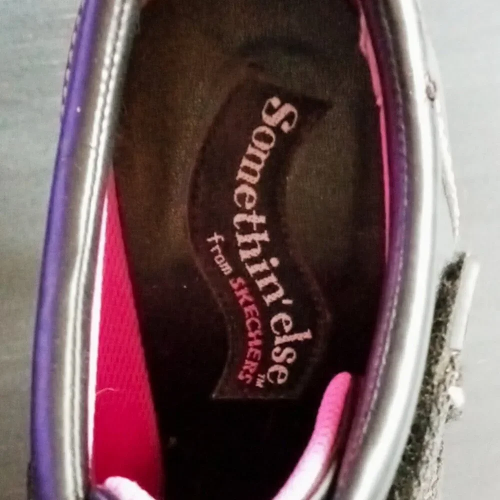 Edgy RARE Vintage Skechers Somethin’ else Black/Pink Leather Sneaker Heels - Picture 5 of 16